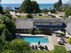 Lake Michigan Heated Pool House, 508 North Shore